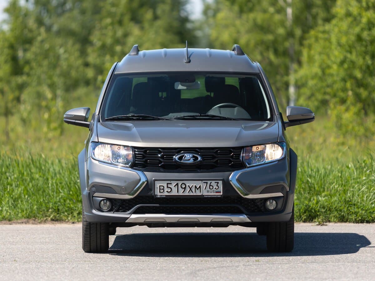 Lada (Vaz) Largus I Restayling — Öndən