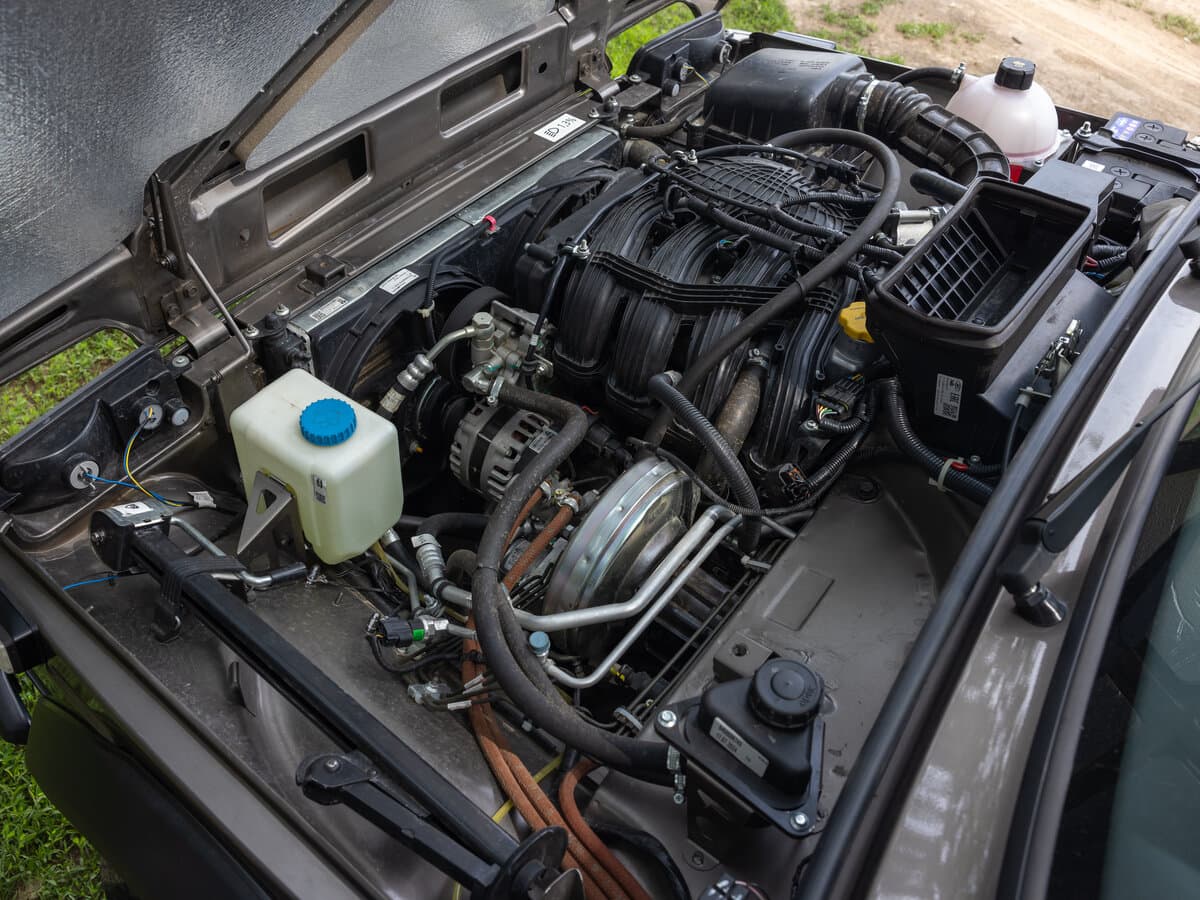 Lada (Vaz) Niva Legend I — Salon, arxadan