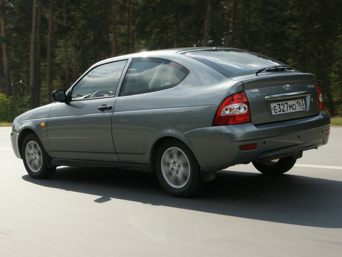 Lada (Vaz) Priora I — 3/4 arxadan