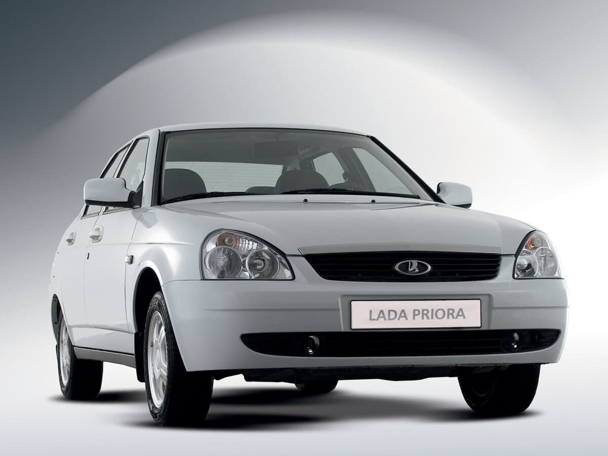 Lada (Vaz) Priora I — Öndən