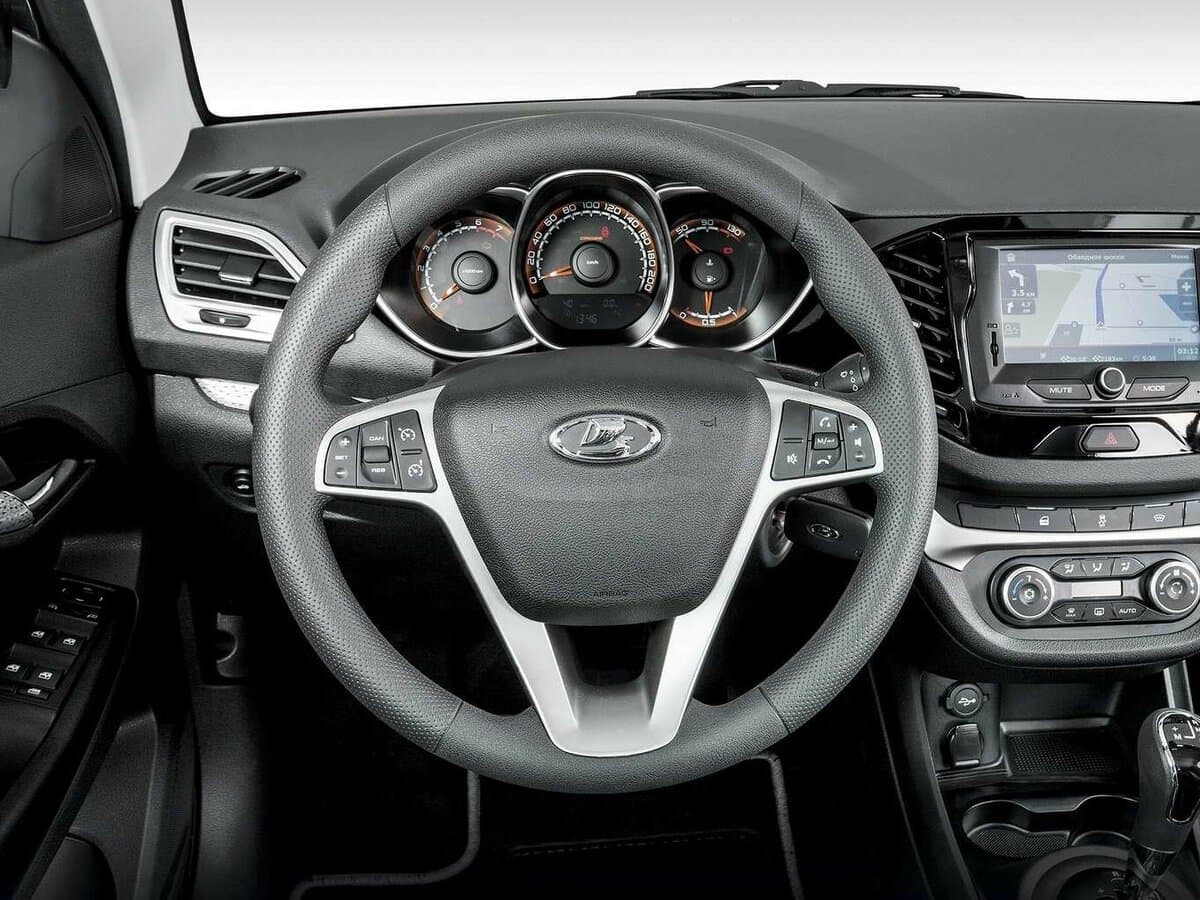 Lada (Vaz) Vesta I — Sükan