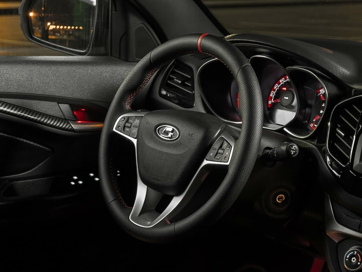 Lada (Vaz) Vesta I — Sükan