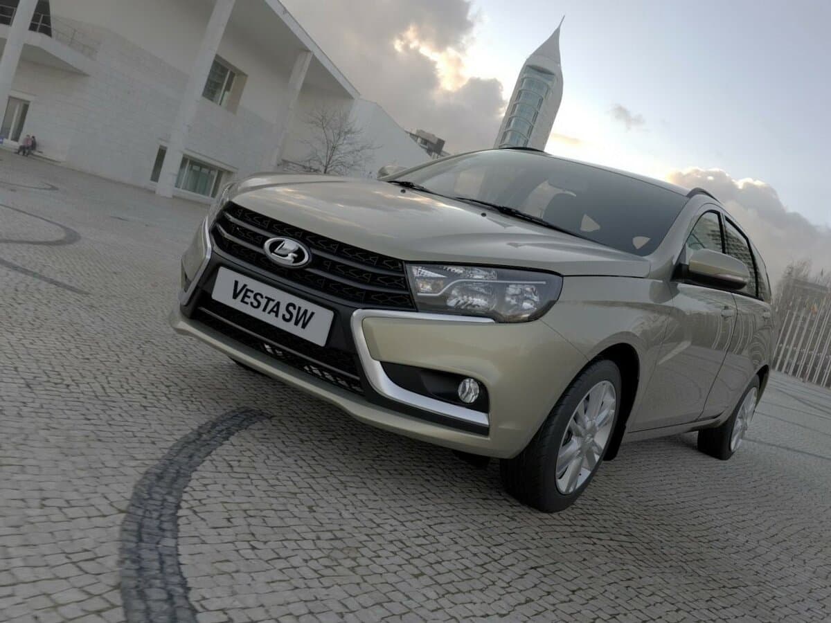Lada (Vaz) Vesta I — Öndən