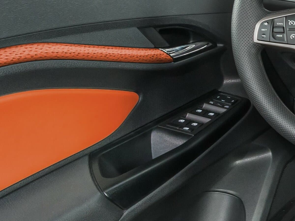 Lada (Vaz) Vesta I — Qapı