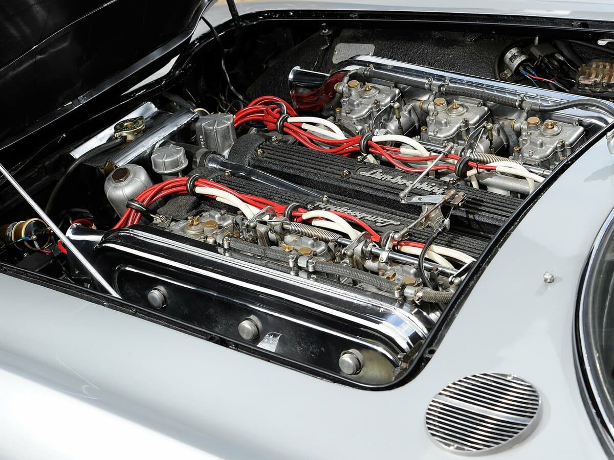 Lamborghini 350/400 GT 1964 – 1968 — Salon, öndən