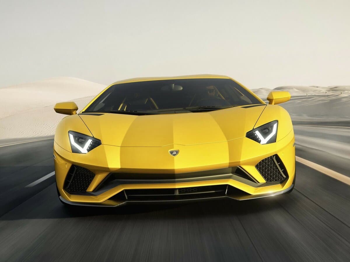 Lamborghini Aventador I Restayling — Öndən