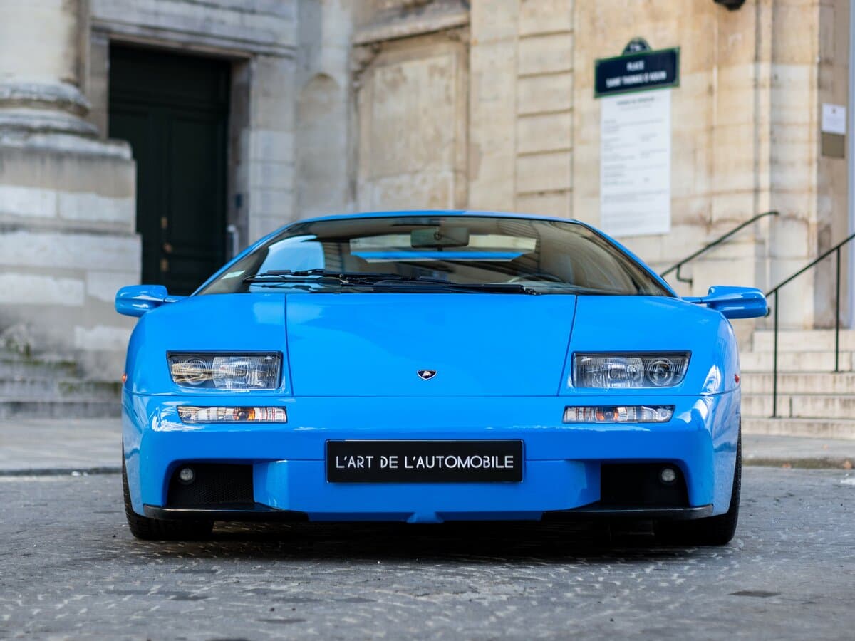 Lamborghini Diablo 1990 – 2001 — Öndən