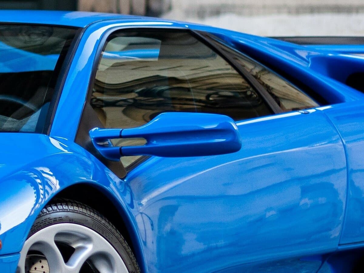 Lamborghini Diablo 1990 – 2001 — Yan güzgü