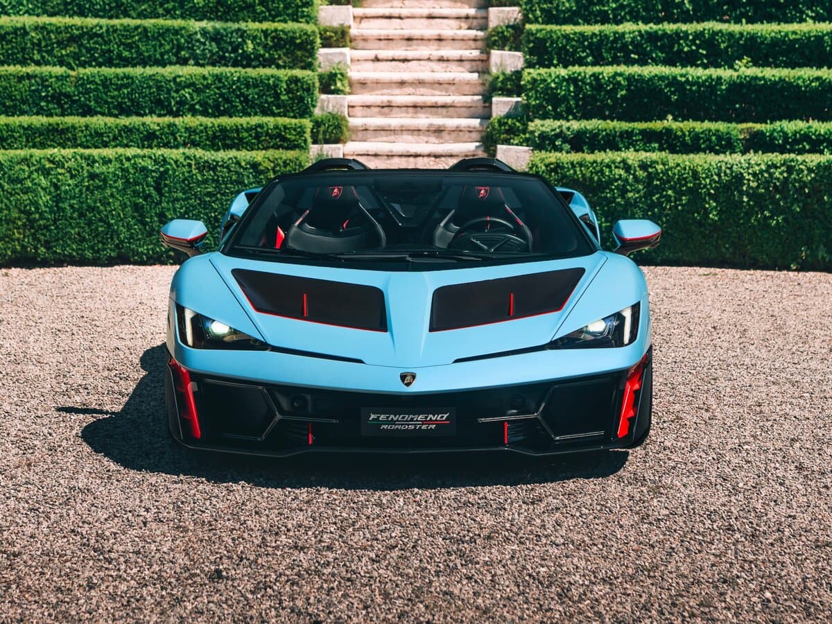 Lamborghini Fenomeno 2025 – indiyədək — Öndən
