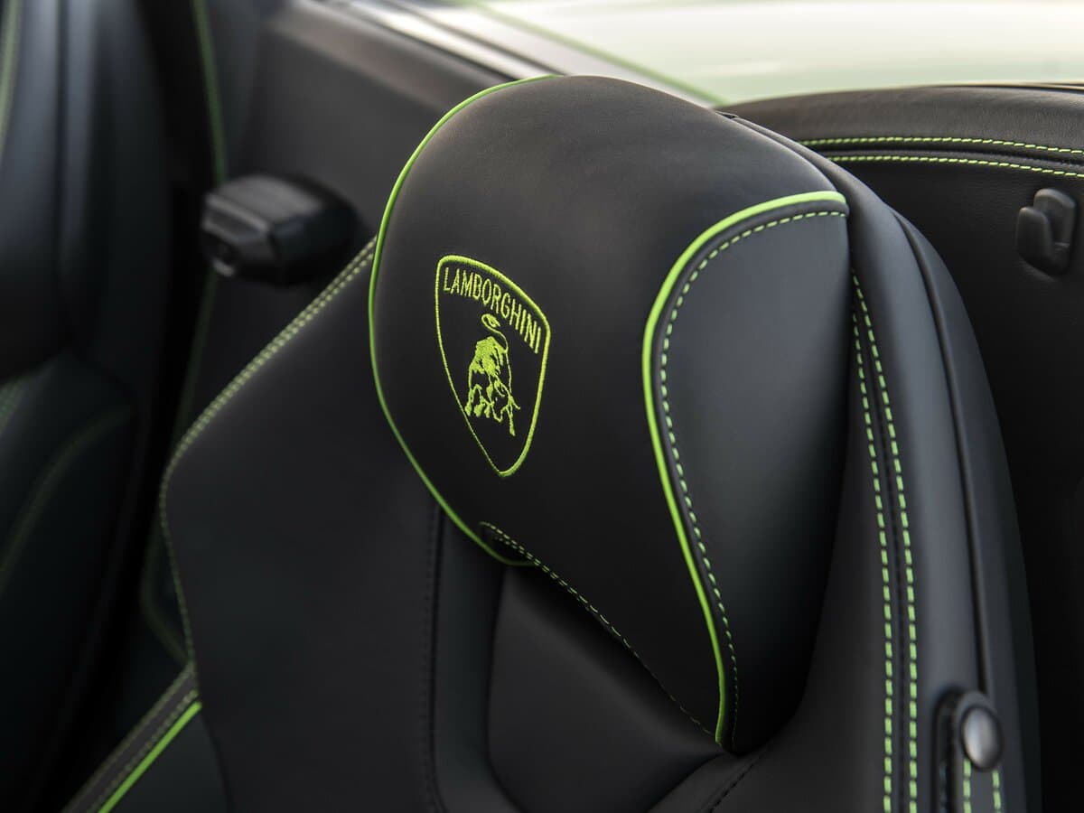 Lamborghini Huracán I Restayling — Salon, öndən