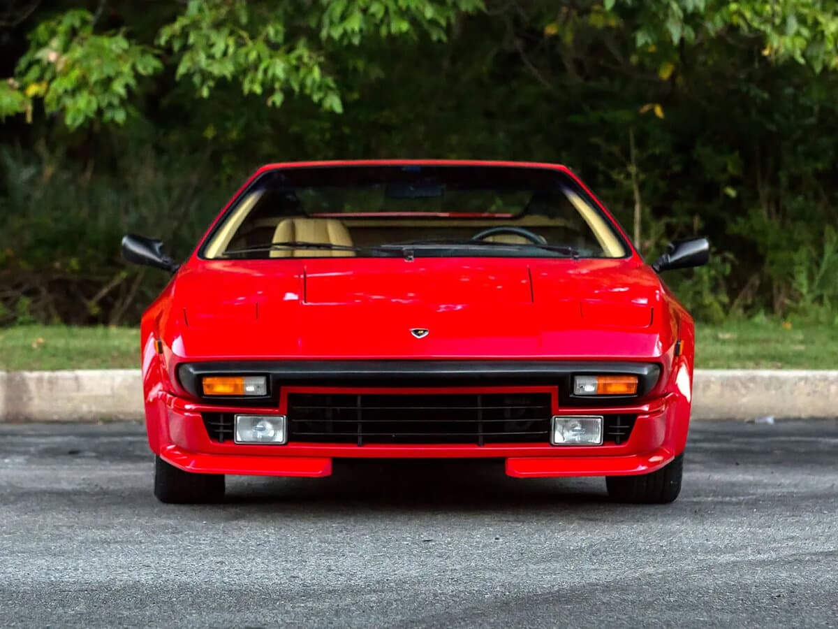 Lamborghini Jalpa 1981 – 1988 — Öndən