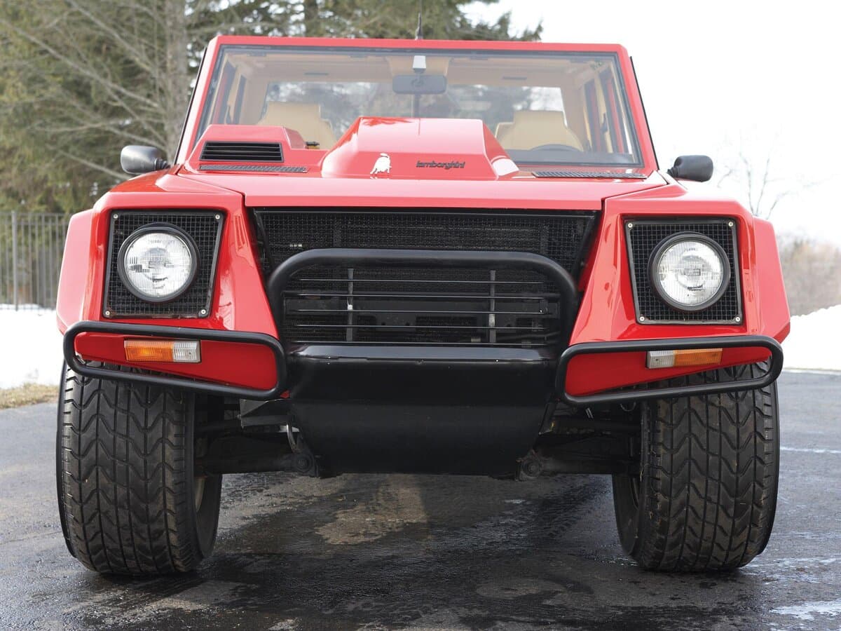 Lamborghini LM002 1986 – 1993 — Öndən