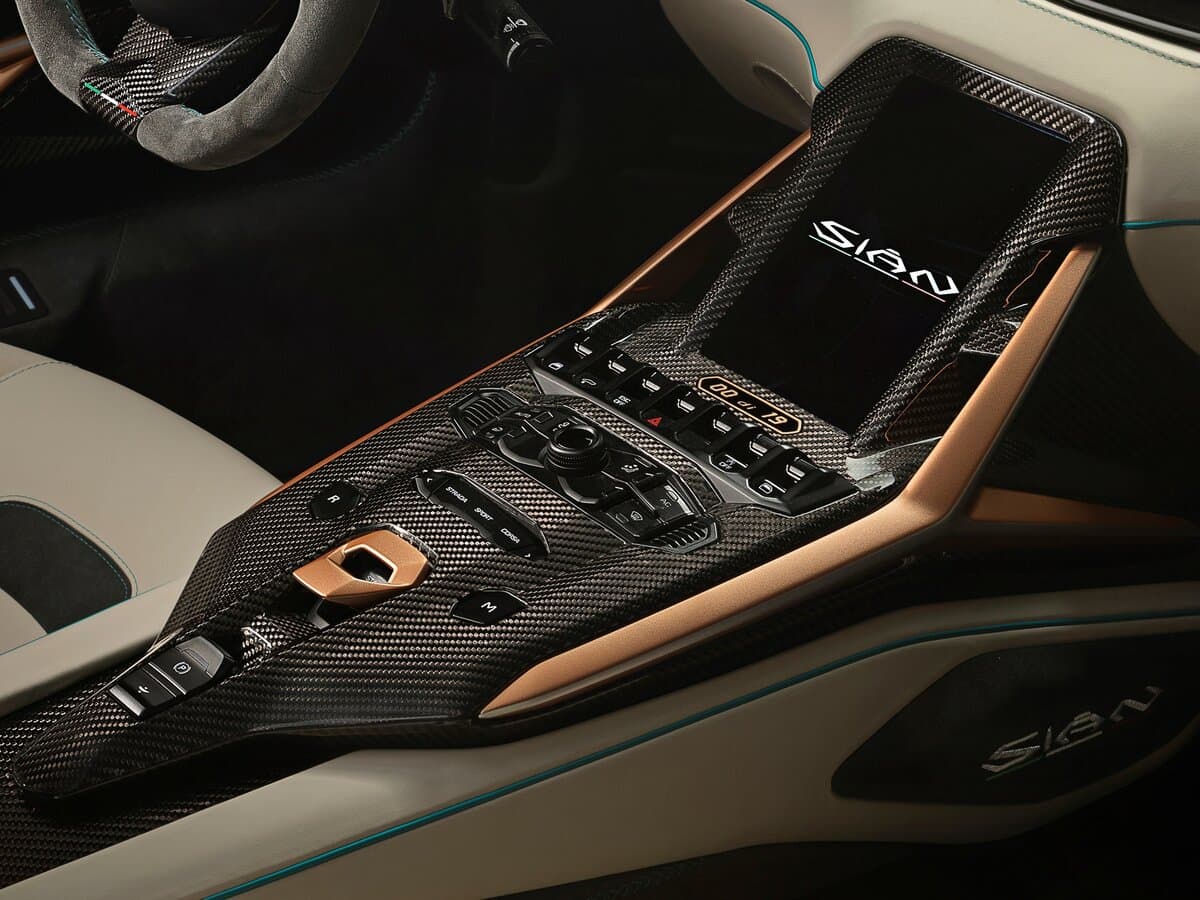Lamborghini Sián 2019 – 2022 — Salon, arxadan