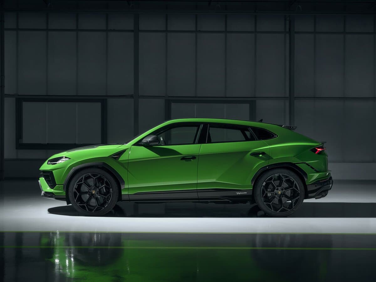 Lamborghini Urus I Restayling — Yandan