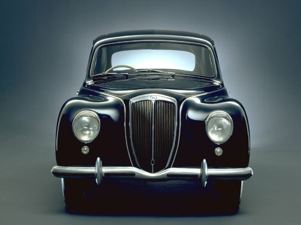 Lancia Aurelia 1950 – 1953 — Öndən
