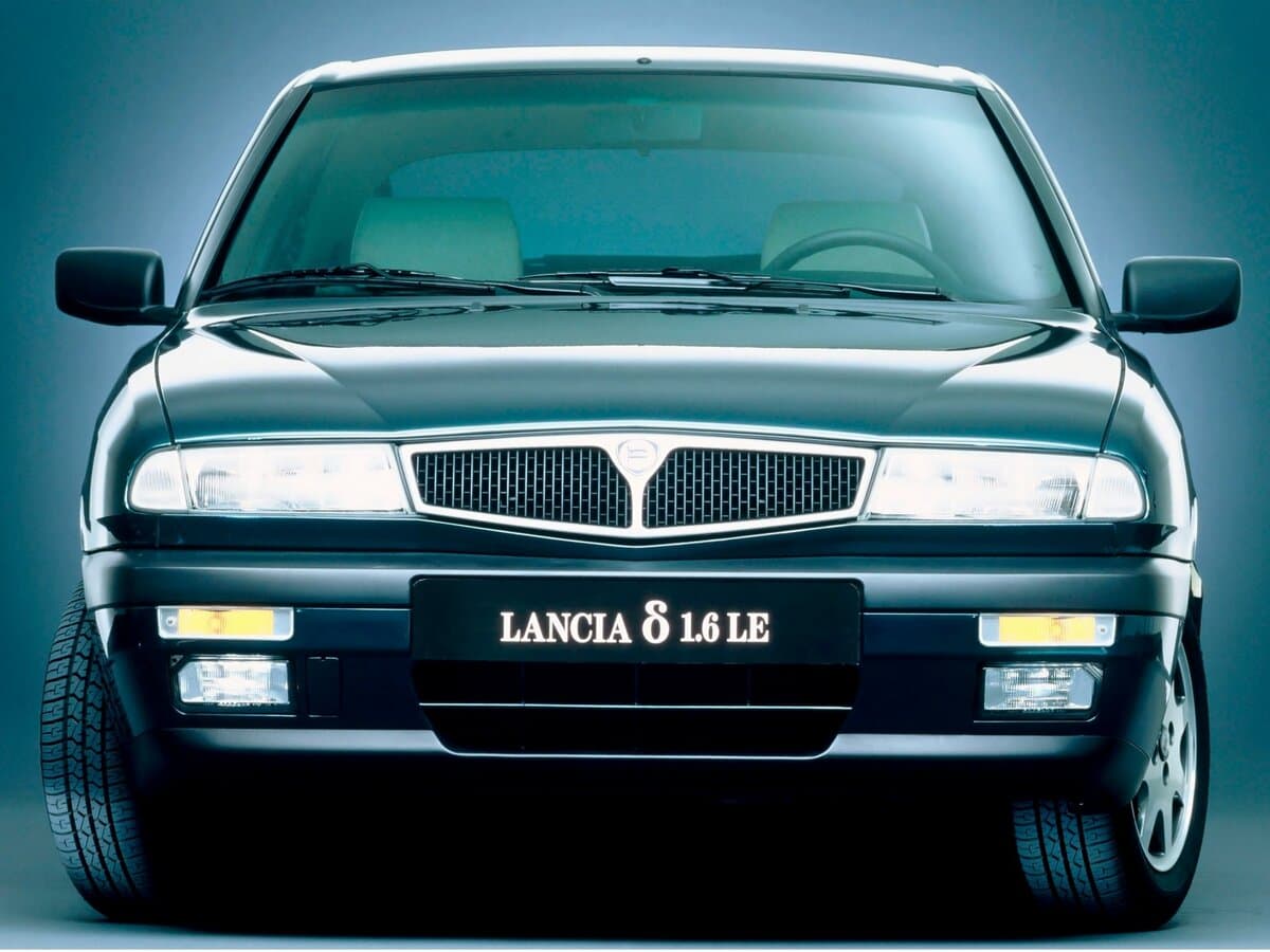 Lancia Delta II (836) — Öndən