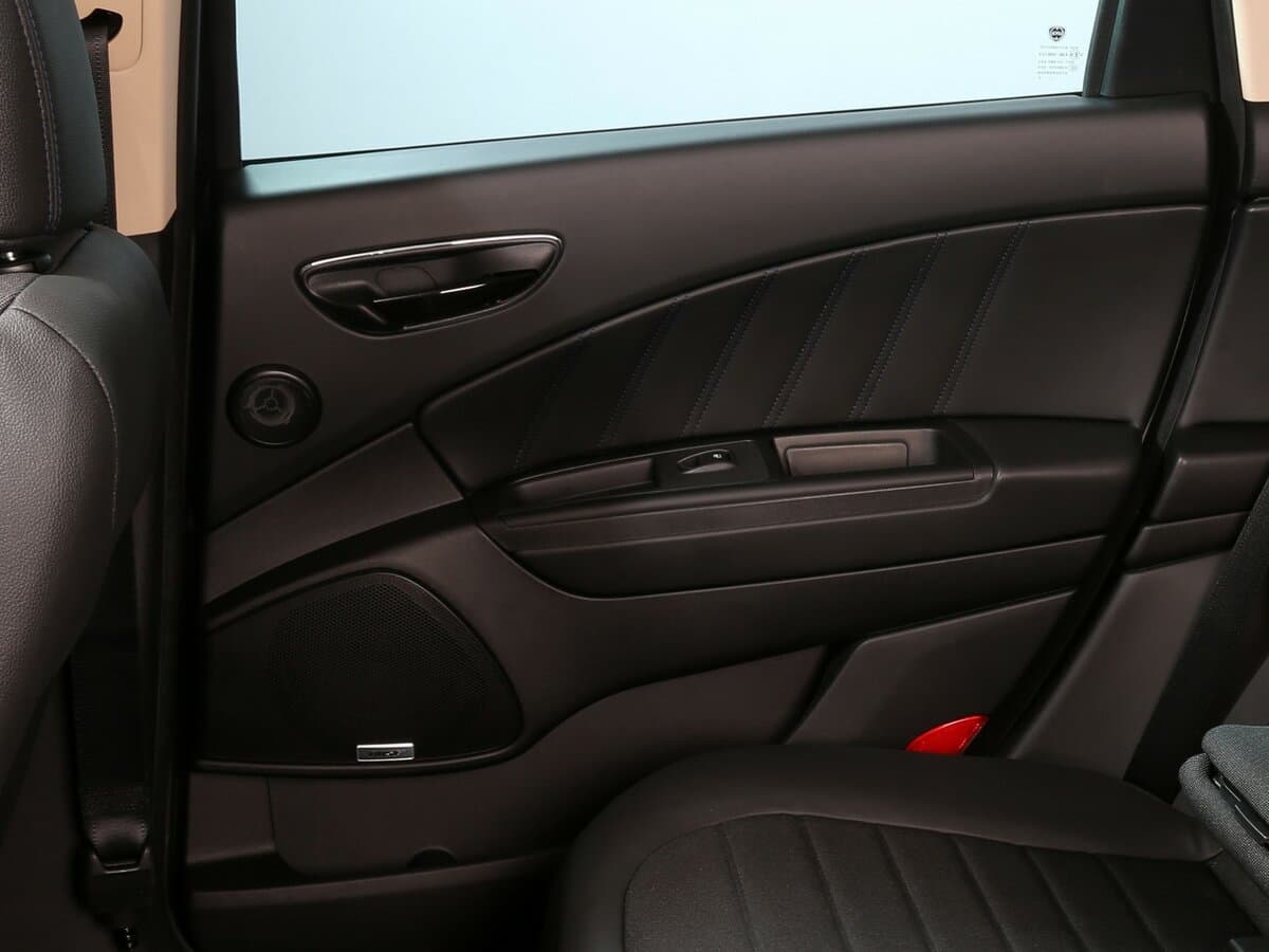 Lancia Delta III (844) Restayling — Qapı