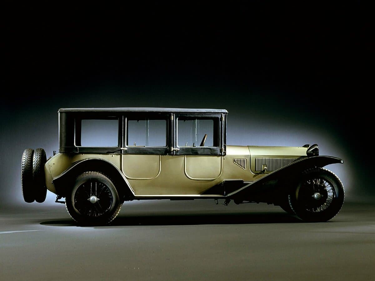 Lancia Lambda 1922 – 1931 — Yandan