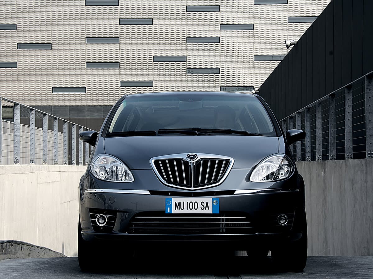 Lancia Musa I Restayling — Öndən