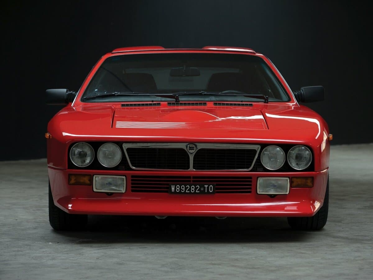 Lancia Rally 037 1982 – 1983 — Öndən