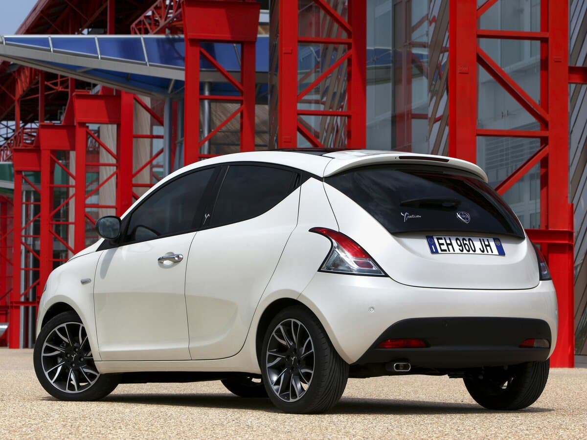 Lancia Ypsilon III (Type 846) — 3/4 arxadan