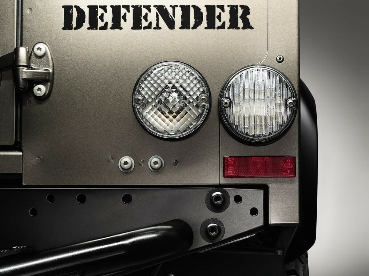 Land Rover Defender I Restayling — Detal