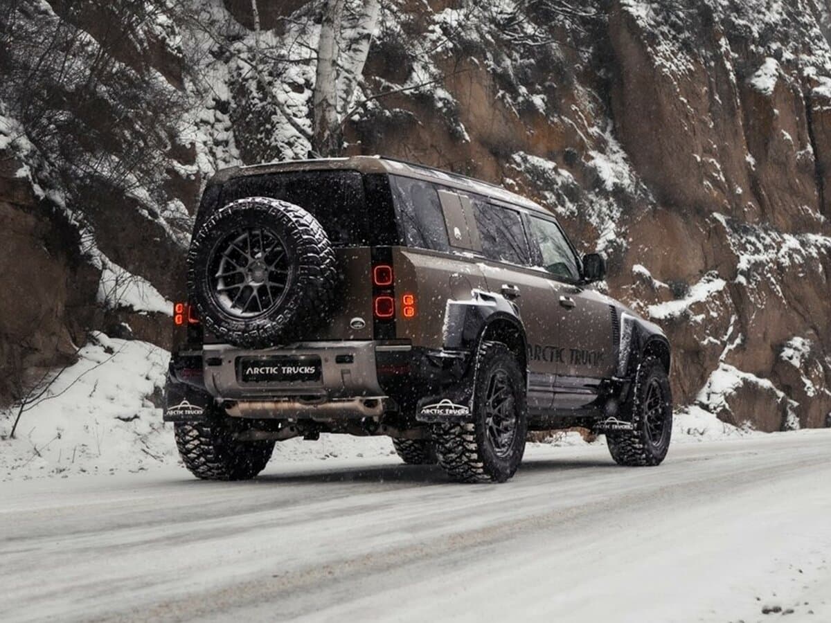 Land Rover Defender II — 3/4 arxadan