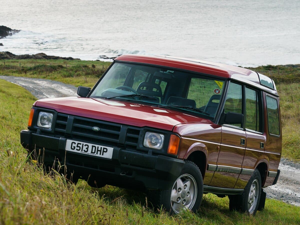 Land Rover Discovery I — Öndən