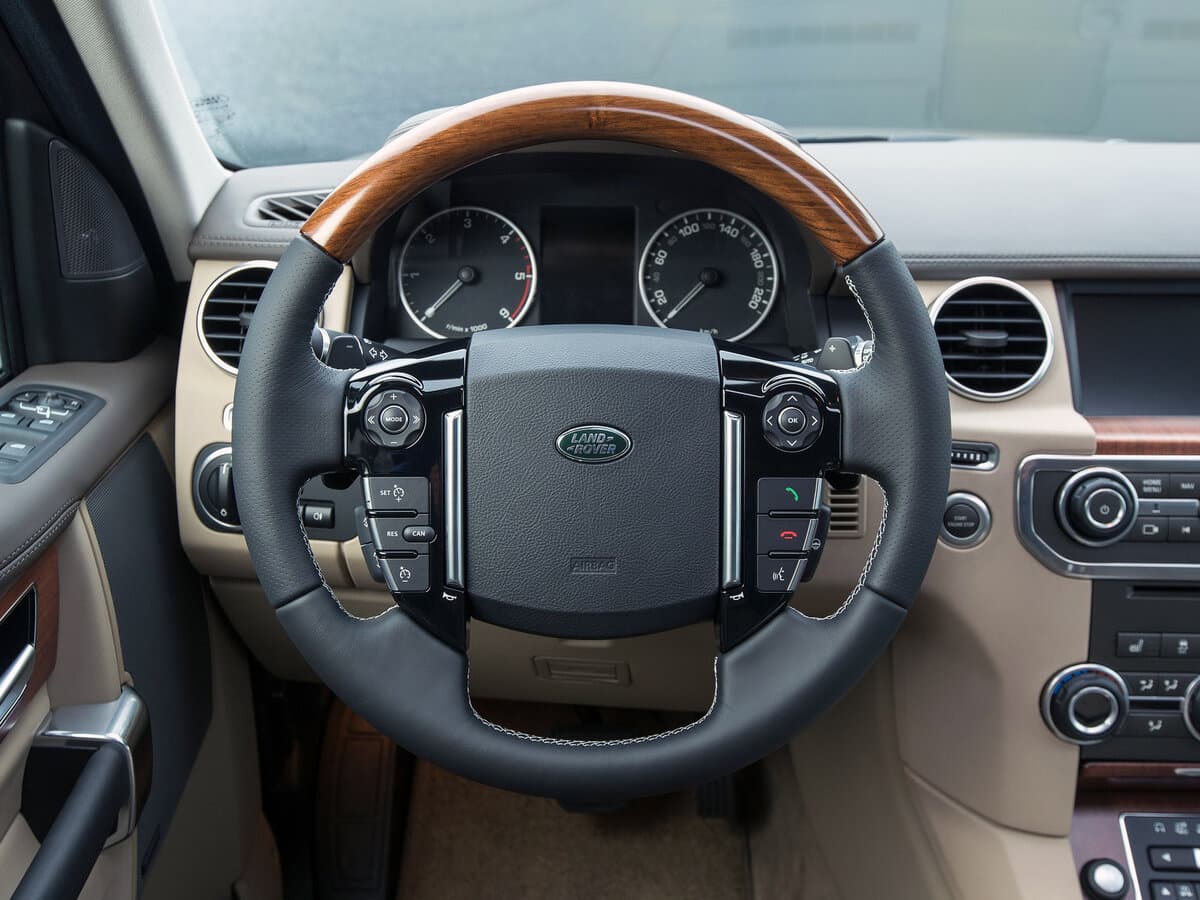 Land Rover Discovery IV Restayling — Sükan