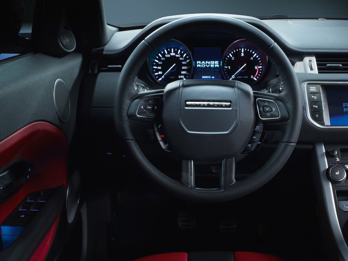 Land Rover Range Rover Evoque I — Sükan