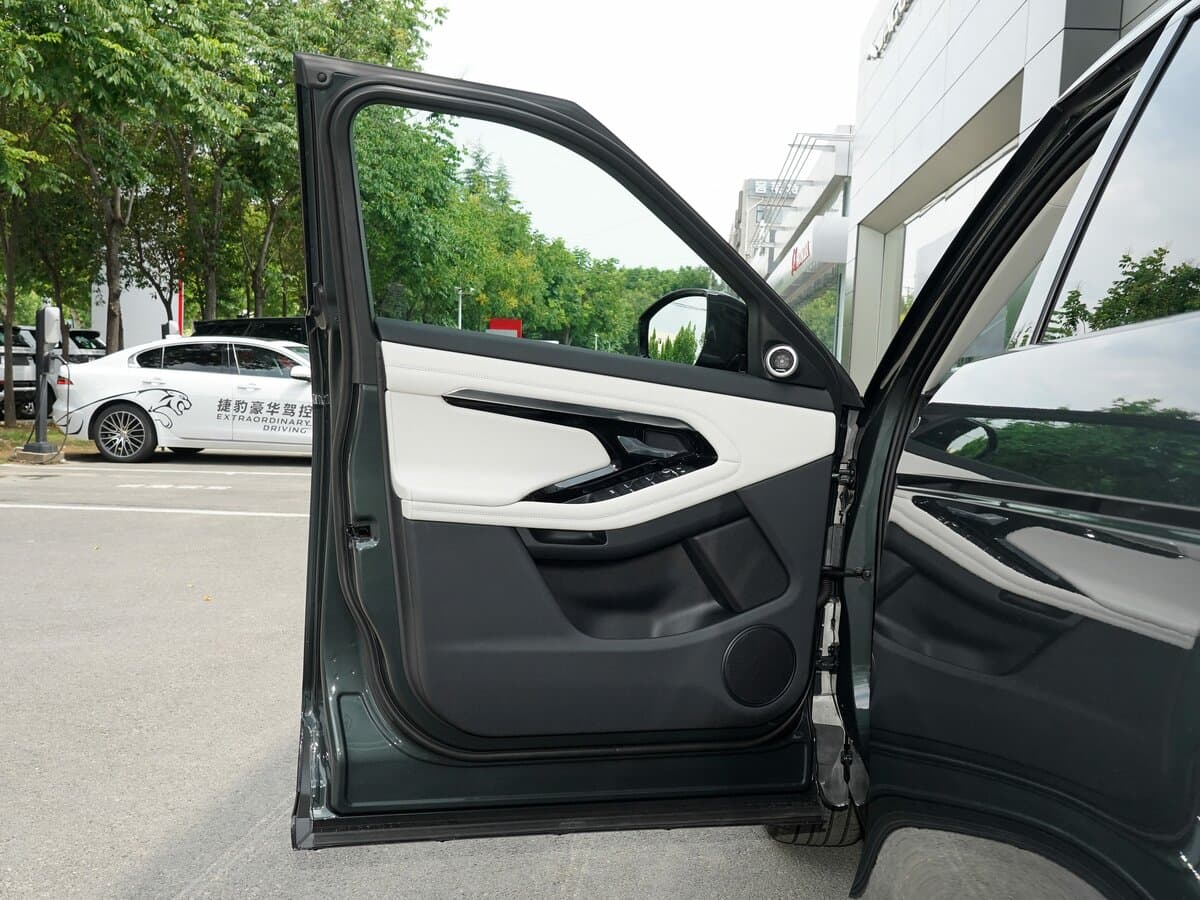 Land Rover Range Rover Evoque II — Qapı