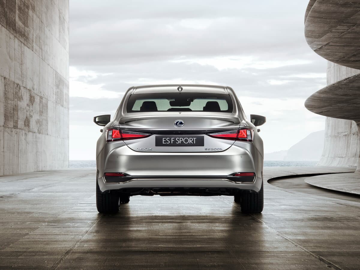 Lexus ES VII — Arxadan