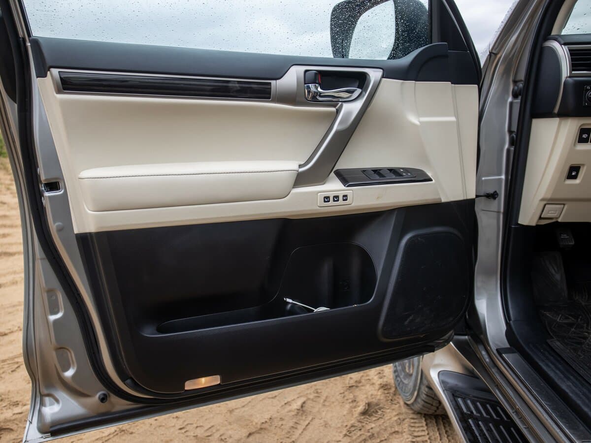 Lexus GX II Restayling 2 — Qapı