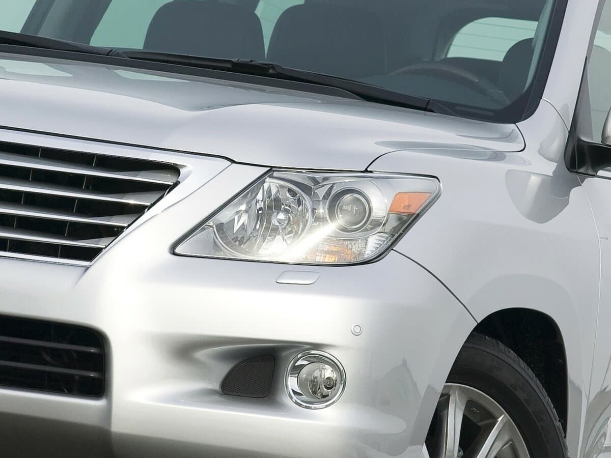 Lexus LX III — Fara