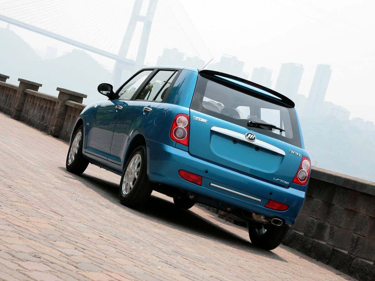 Lifan Smily I (320) — 3/4 arxadan