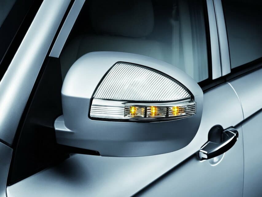 Lifan X60 I — Yan güzgü