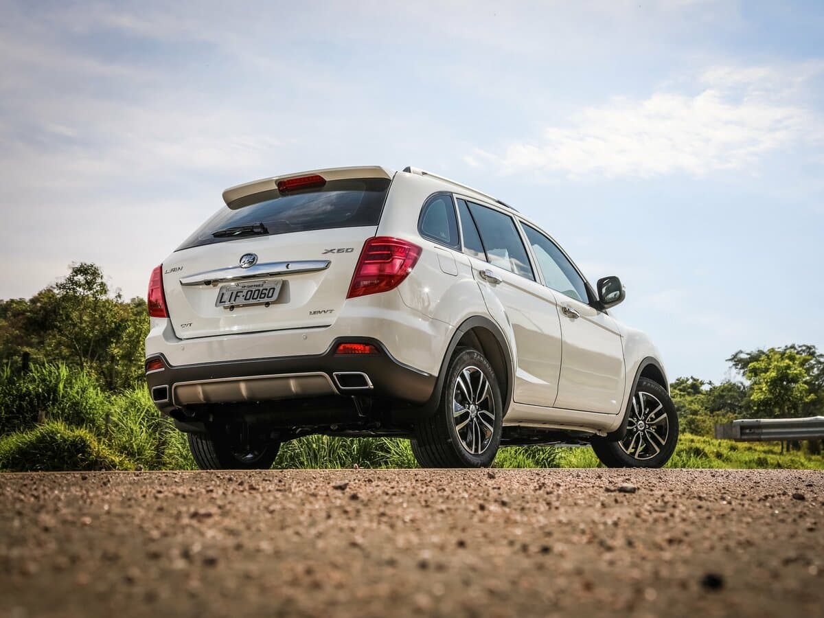 Lifan X60 I Restayling 2 — 3/4 arxadan
