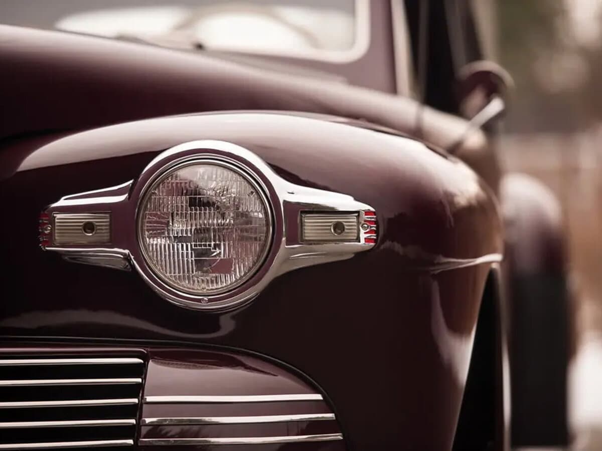 Lincoln Continental I Restayling — Fara