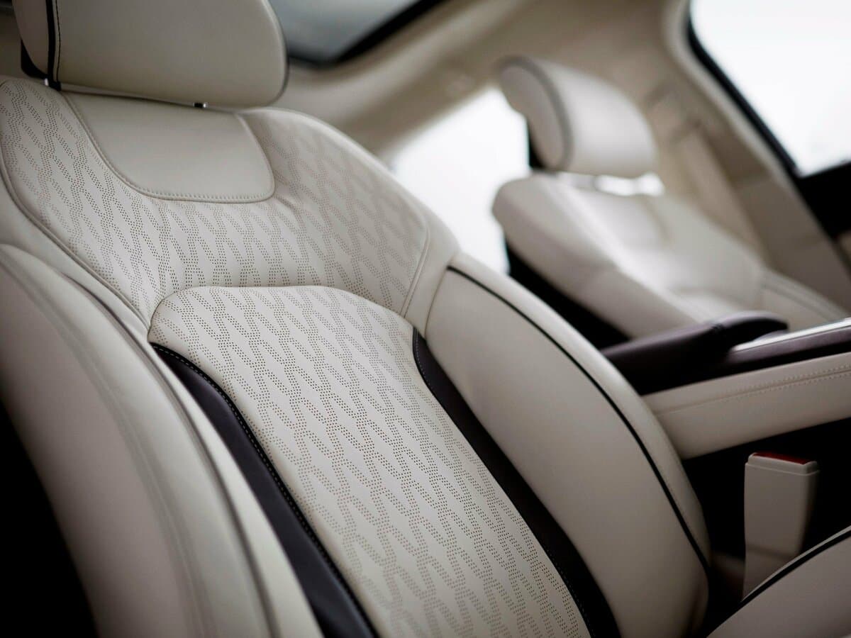 Lincoln MKZ II Restayling — Salon, öndən