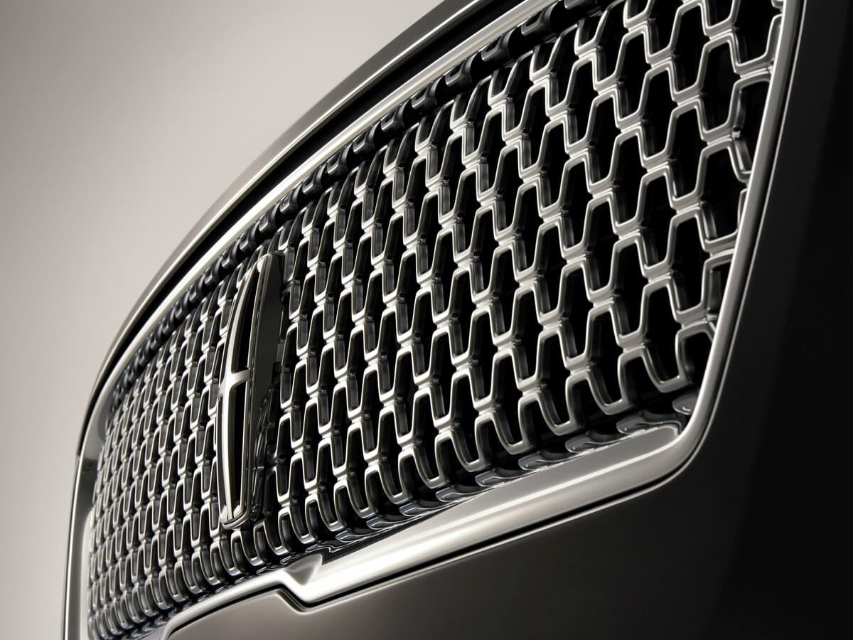 Lincoln MKZ II Restayling — Salon, arxadan
