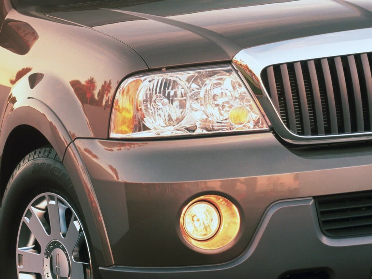 Lincoln Navigator II — Fara