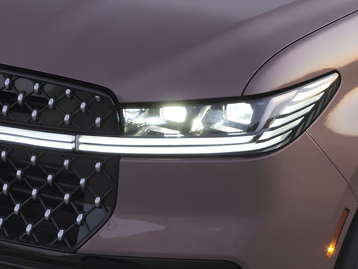 Lincoln Navigator V — Fara
