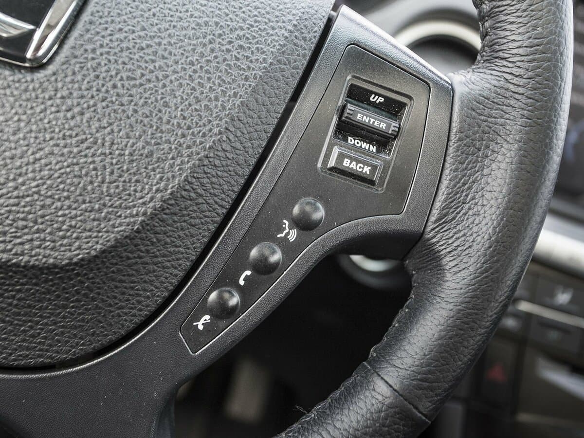 Luxgen Luxgen7 SUV 2013 – 2017 — Sükan