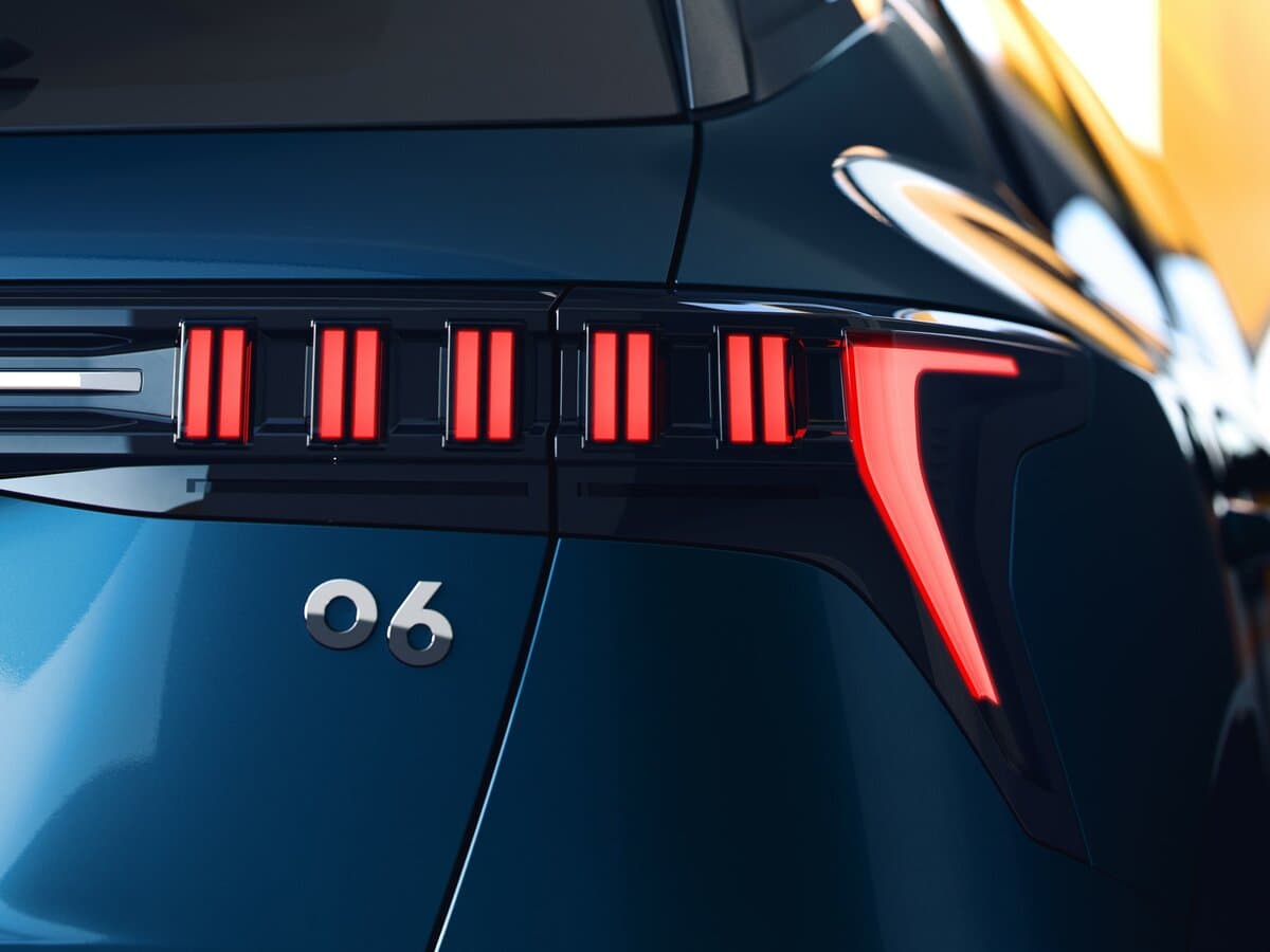 Lynk & Co 06 I — Detal
