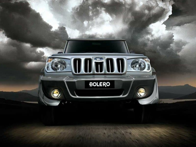 Mahindra Bolero 2001 – 2020 — öndən görünüş