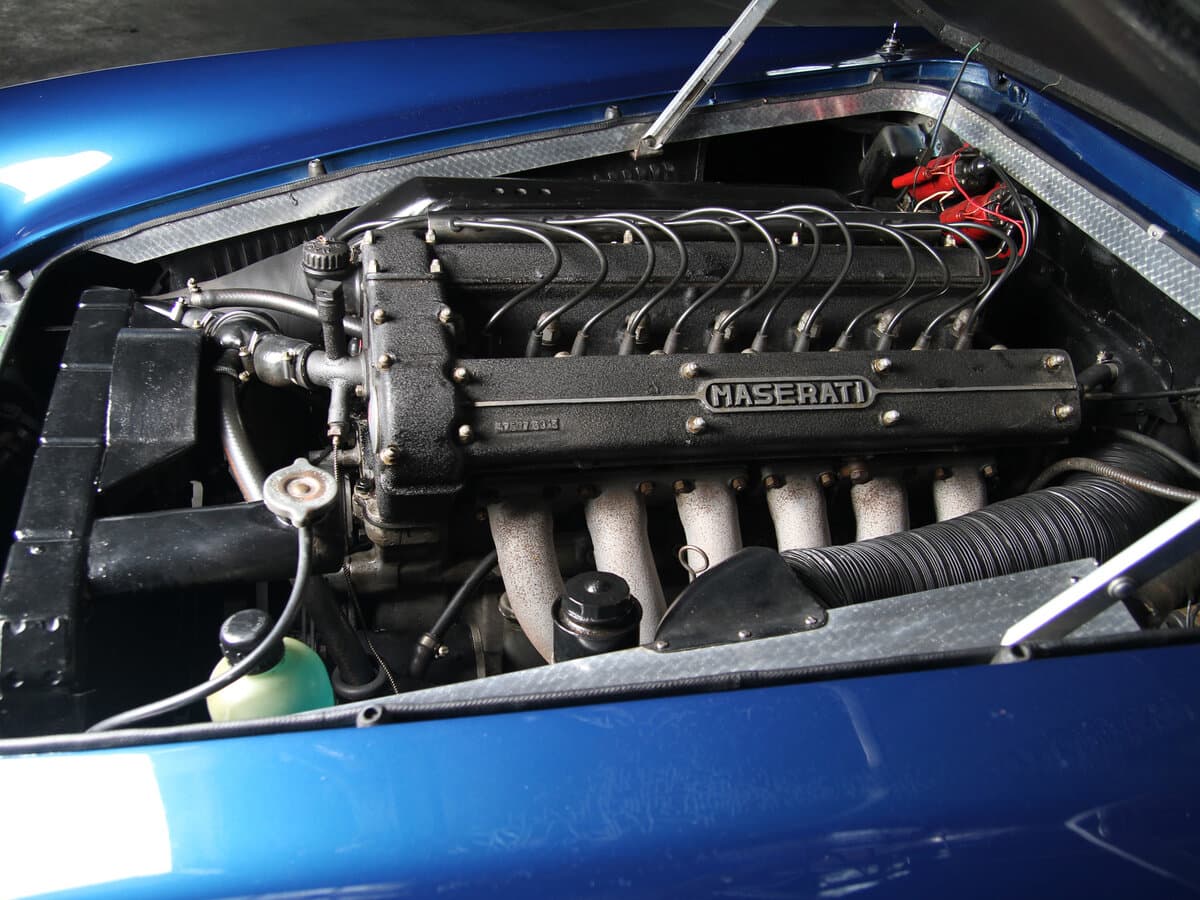 Maserati 3500 GT 1957 – 1964 — Salon, öndən