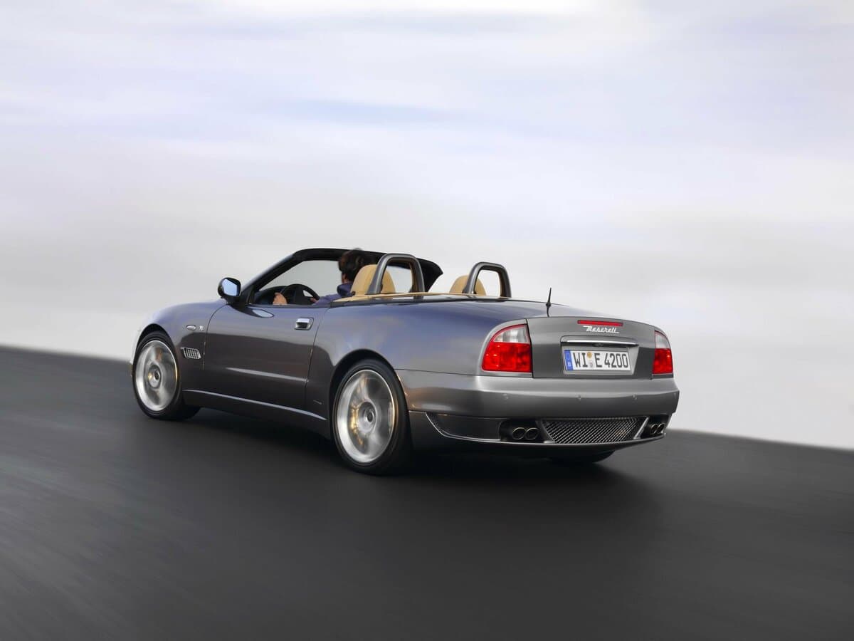 Maserati 4200 GT 2002 – 2007 — 3/4 arxadan