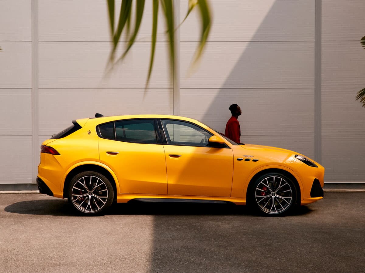 Maserati Grecale 2022 – indiyədək — Yandan