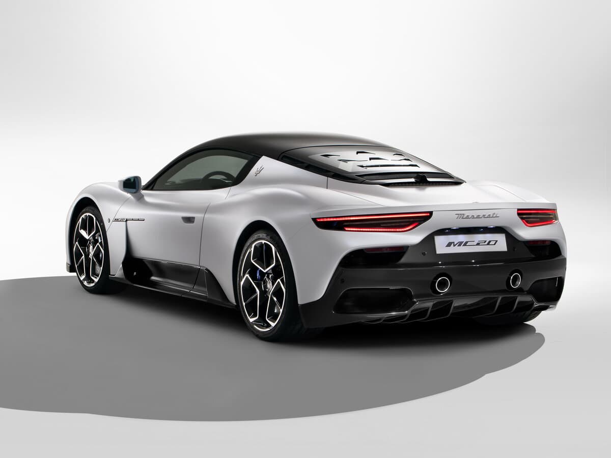 Maserati MC20 2020 – indiyədək — 3/4 arxadan