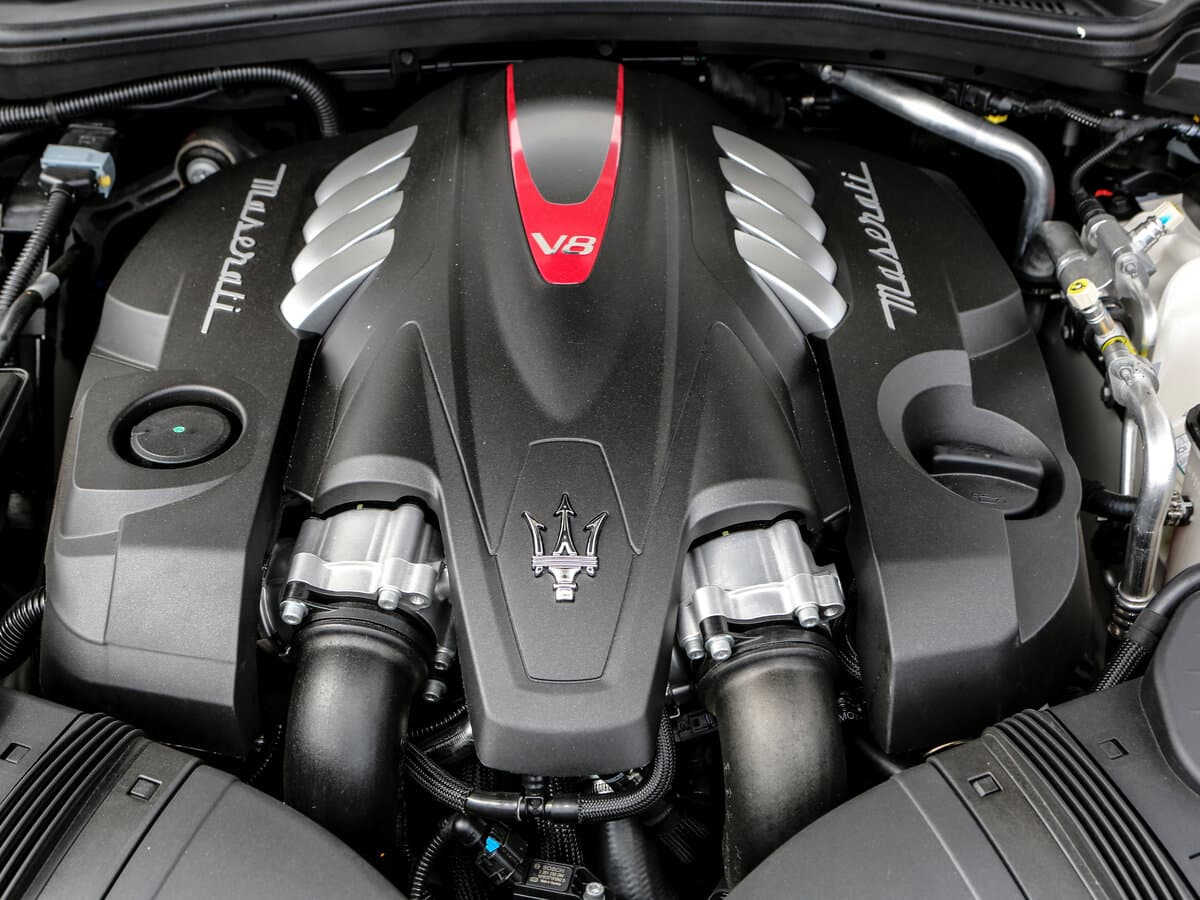 Maserati Quattroporte VI Restayling — Salon, arxadan